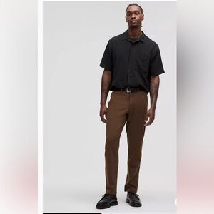 Lululemon Lightweight Camp Collar Button Up Shirt Pocket in Black size Large